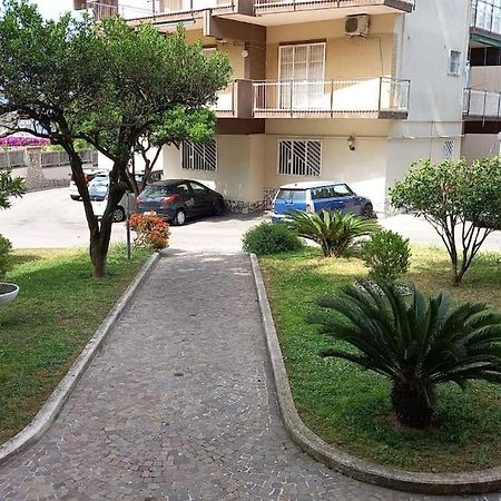 Appartement Domus Zagare - Wi-Fi à Baia  Extérieur photo