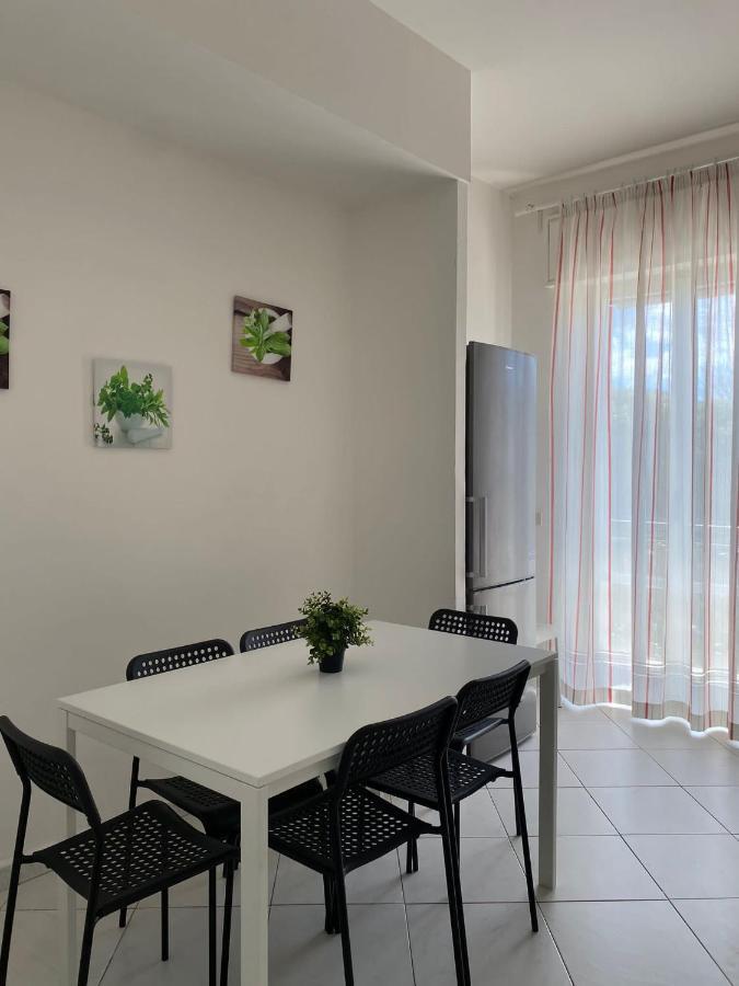 Appartement Domus Zagare - Wi-Fi à Baia  Extérieur photo
